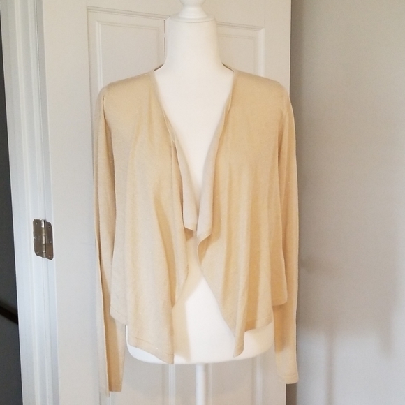 Lilly Pulitzer Sweaters - NWT Lilly Pulitzer Gold Colony Cardigan Size Small
